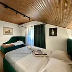 Lakeview Escape Гостевой дом Koman