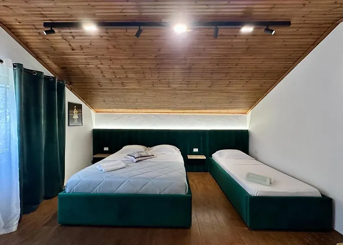 بيت ضيافة Lakeview Escape Koman