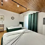 Guest house Lakeview Escape Koman