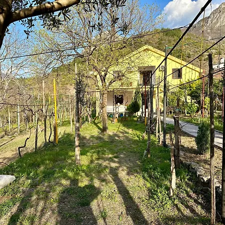 Lakeview Escape Guest house *