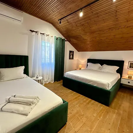 Lakeview Escape Koman